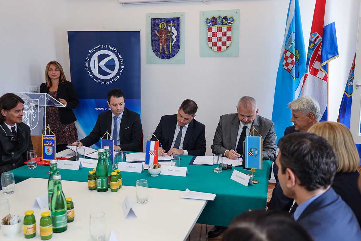 Potpisivanje ugovora